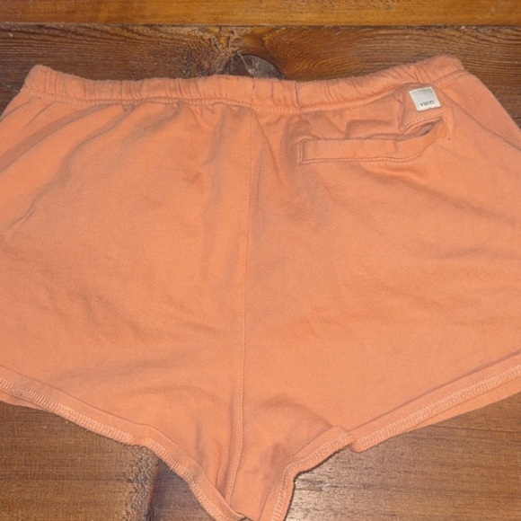 Vuori Sunnyside terry fleece Short medium in salmon burnt orange - Picture 7 of 10